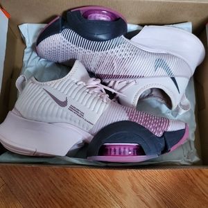 Nike women Air zoom superrep